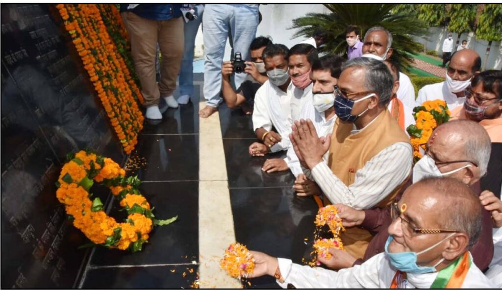 CM Pays tribute to Uttarakhand martyrs