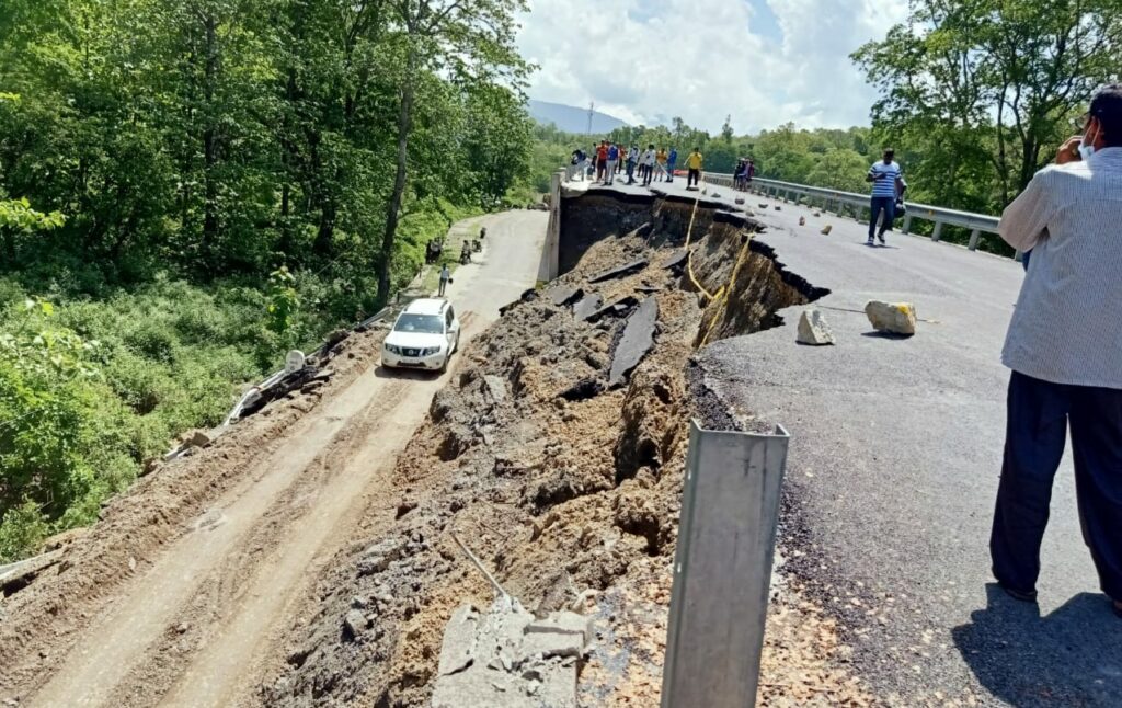 Badasi bridge collapsed