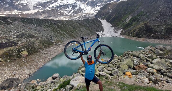 somesh panwar cyclist in satopanth lake