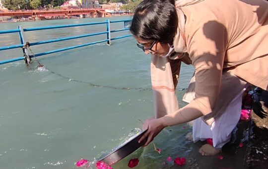 Gen Rawat's ashes remains submerged in Ganga