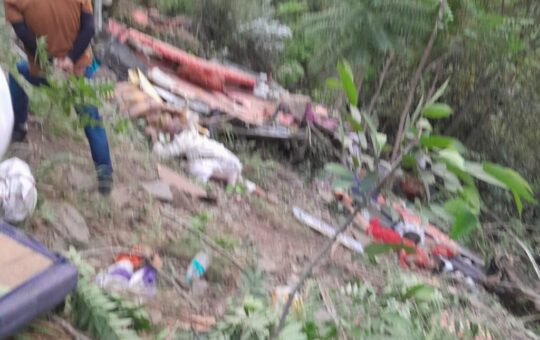 Over 20 Pilgrims died as bus fell into ditch in uttarkashi