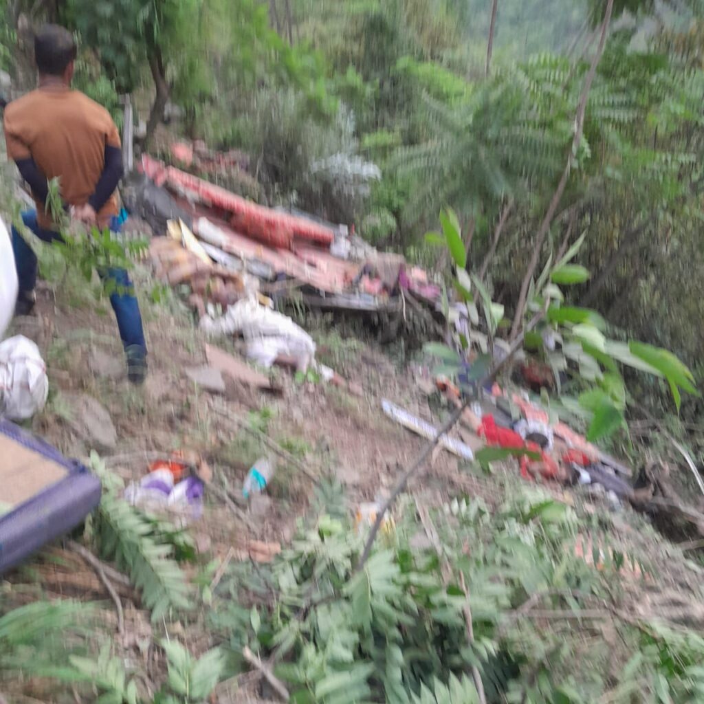 Over 20 Pilgrims died as bus fell into ditch in uttarkashi