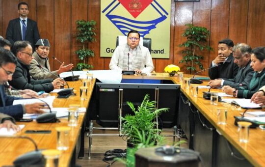 cm takes high lavel meeting on joshimath disaster order to rehabilitation