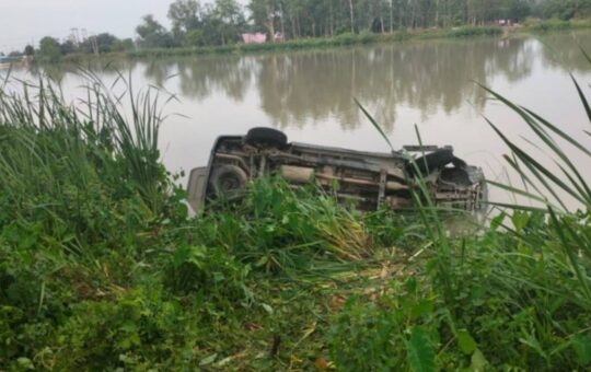 5 killed as car fell into sharda river in khatima