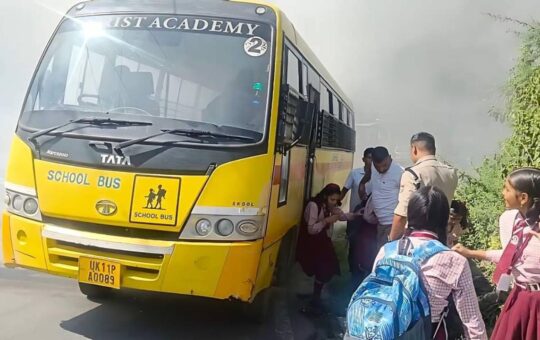 school bus caught fire police rescued kids