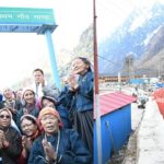 मुख्यमंत्री ने किया बद्रीनाथ धाम मास्टर प्लान के कार्यों का निरीक्षण, माणा गांव में लोगों से किया संवाद