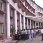 उपनल कर्मी पर सचिवालय में महिला अधिकारी से अभद्रता का आरोप,  हंगामे के बाद आरोपी पर मुकदमा दर्ज